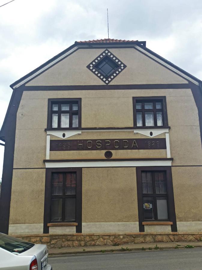 Apartman Menany Exterior photo